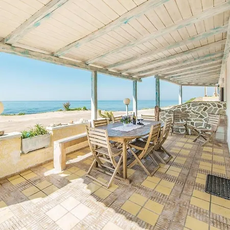 Apartment Casa In Riva Al Mare 2 *